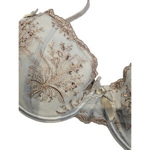 Felina lingerie baby blue gold bra 34c coquette lined underwire lace feminine
